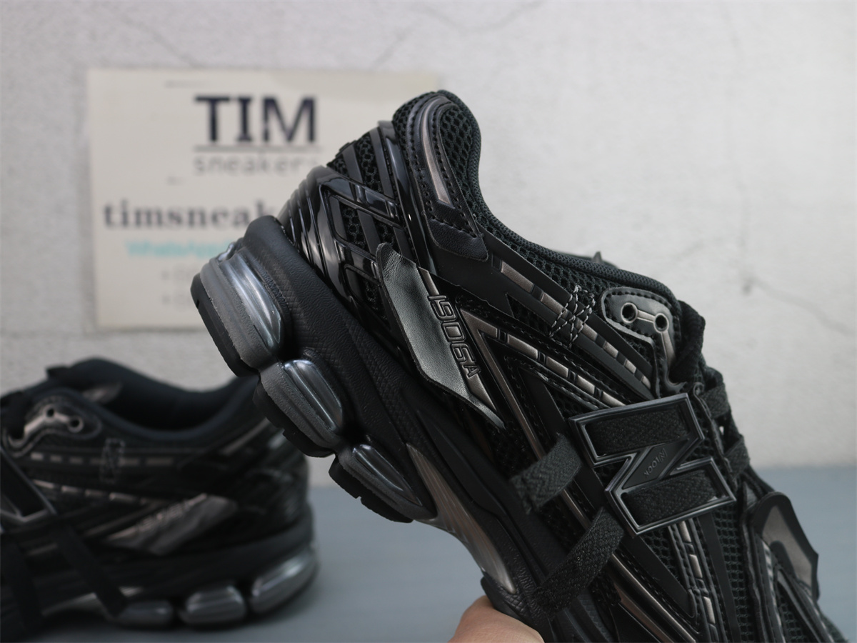 New Balance 1906A Black M1906AF